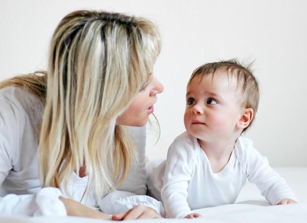 Você está visualizando atualmente Você costuma falar com o seu filho com “voz de bebê”?